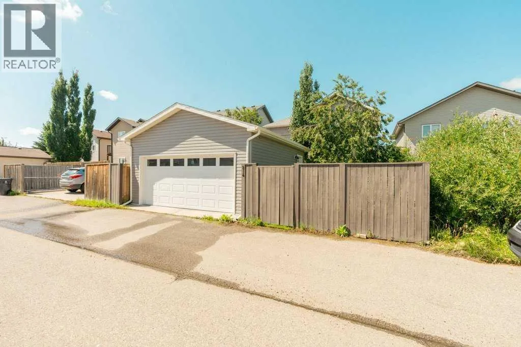 214 Mt Sundance Crescent