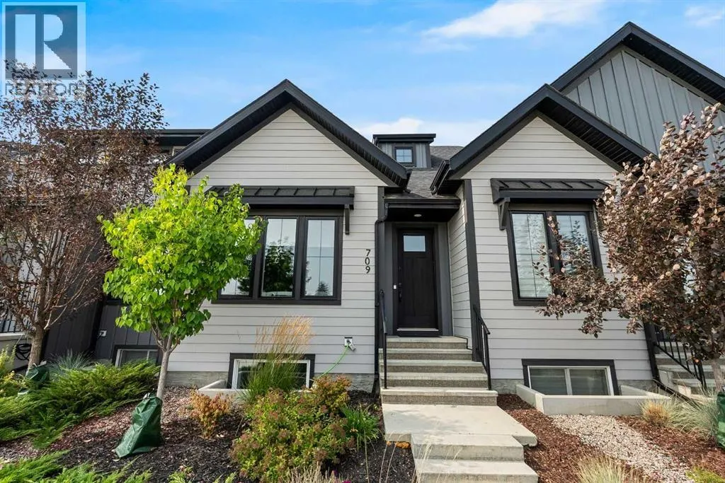 709 Marine Drive SE