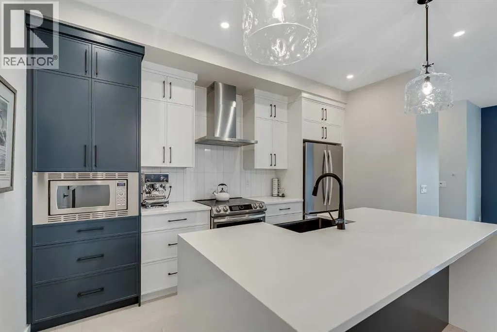 709 Marine Drive SE