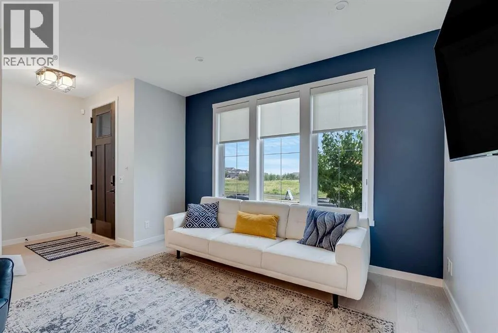 709 Marine Drive SE