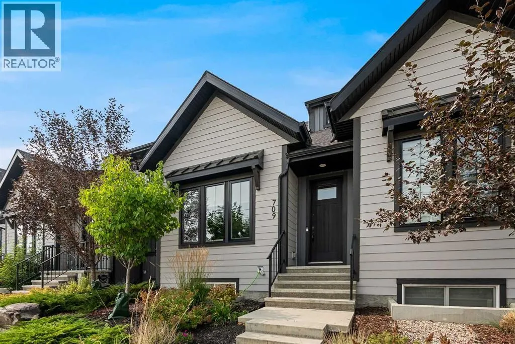 709 Marine Drive SE
