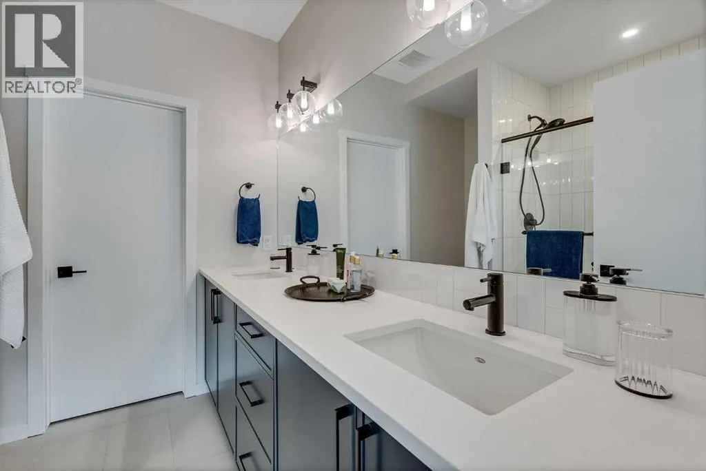 709 Marine Drive SE