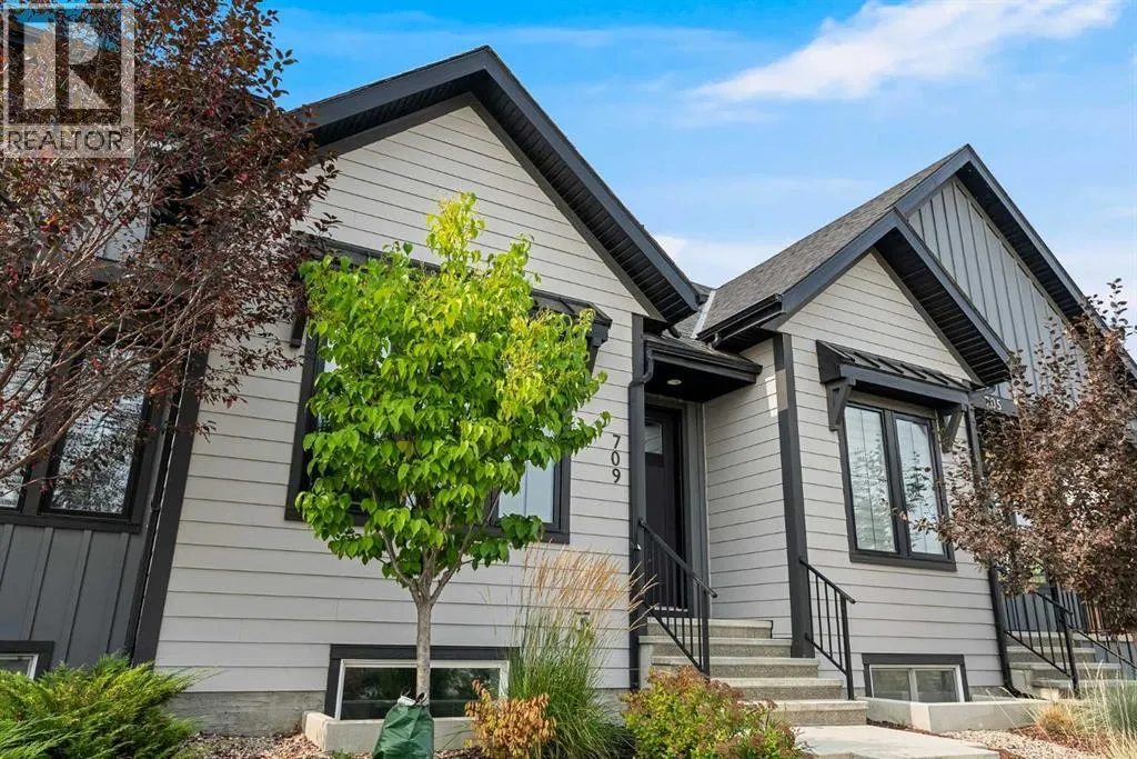 709 Marine Drive SE