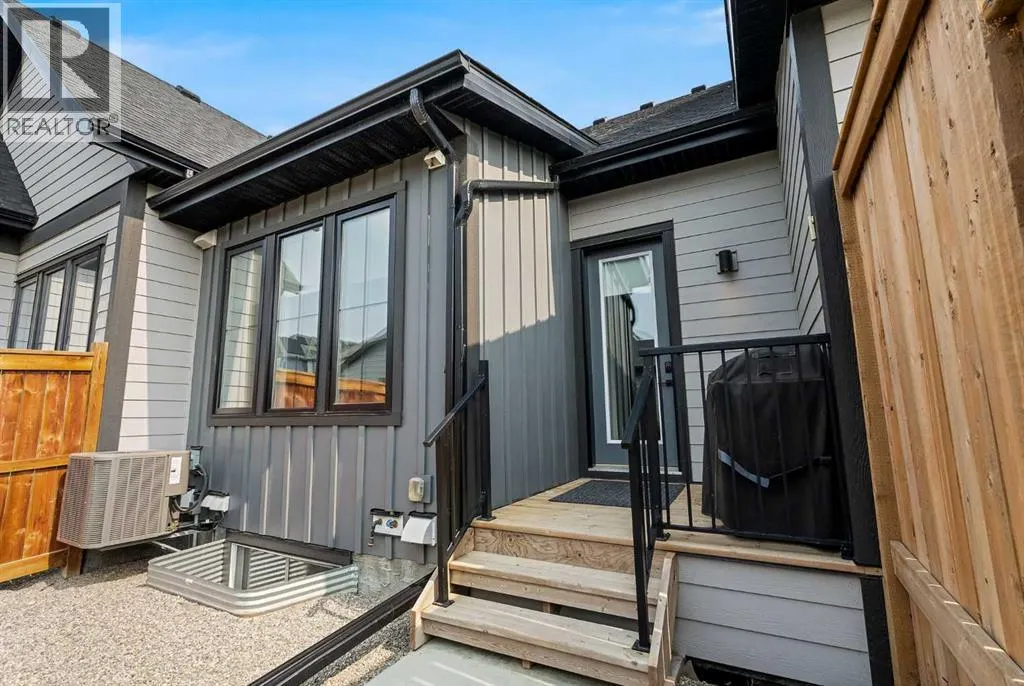 709 Marine Drive SE