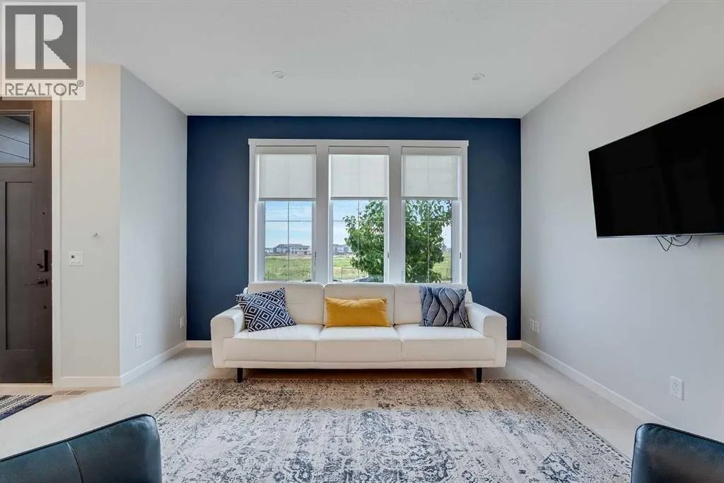 709 Marine Drive SE