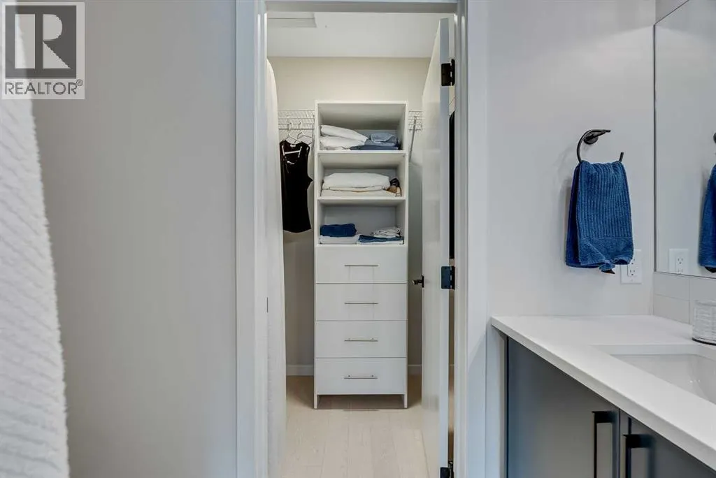 709 Marine Drive SE