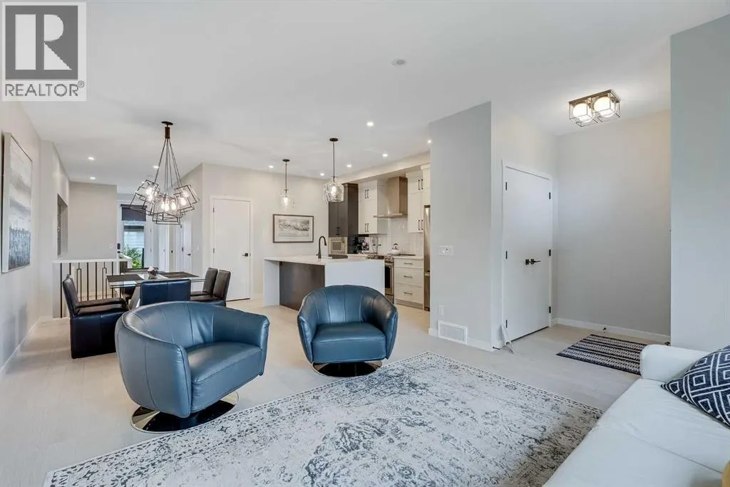 709 Marine Drive SE