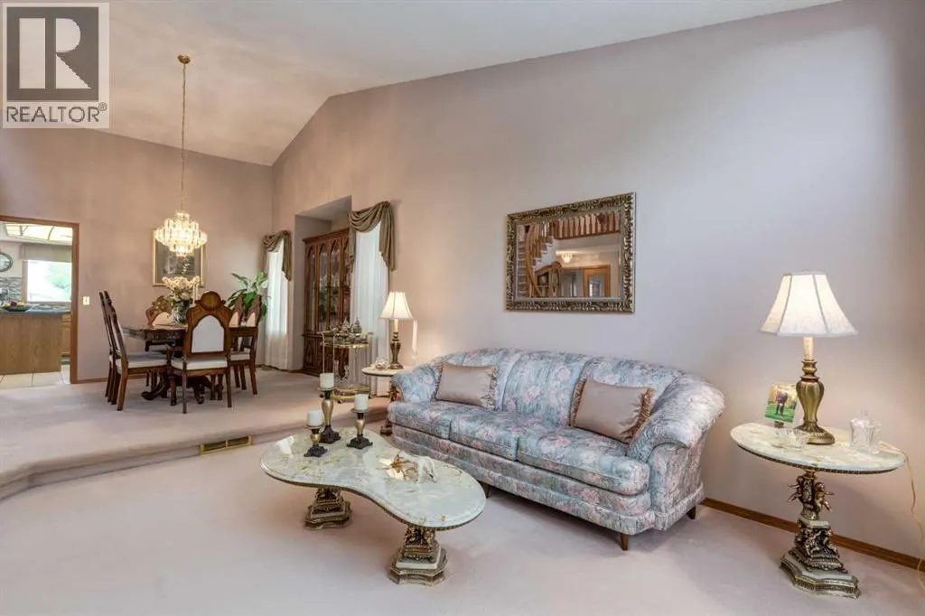 180 Edgevalley Circle NW