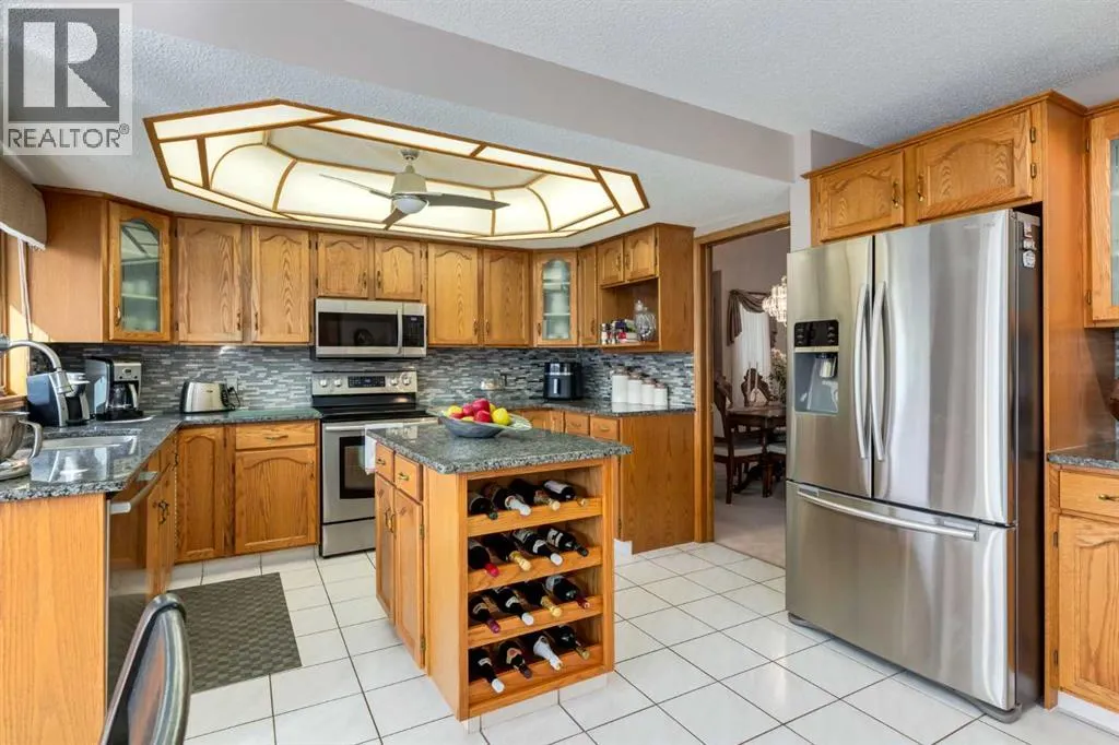 180 Edgevalley Circle NW