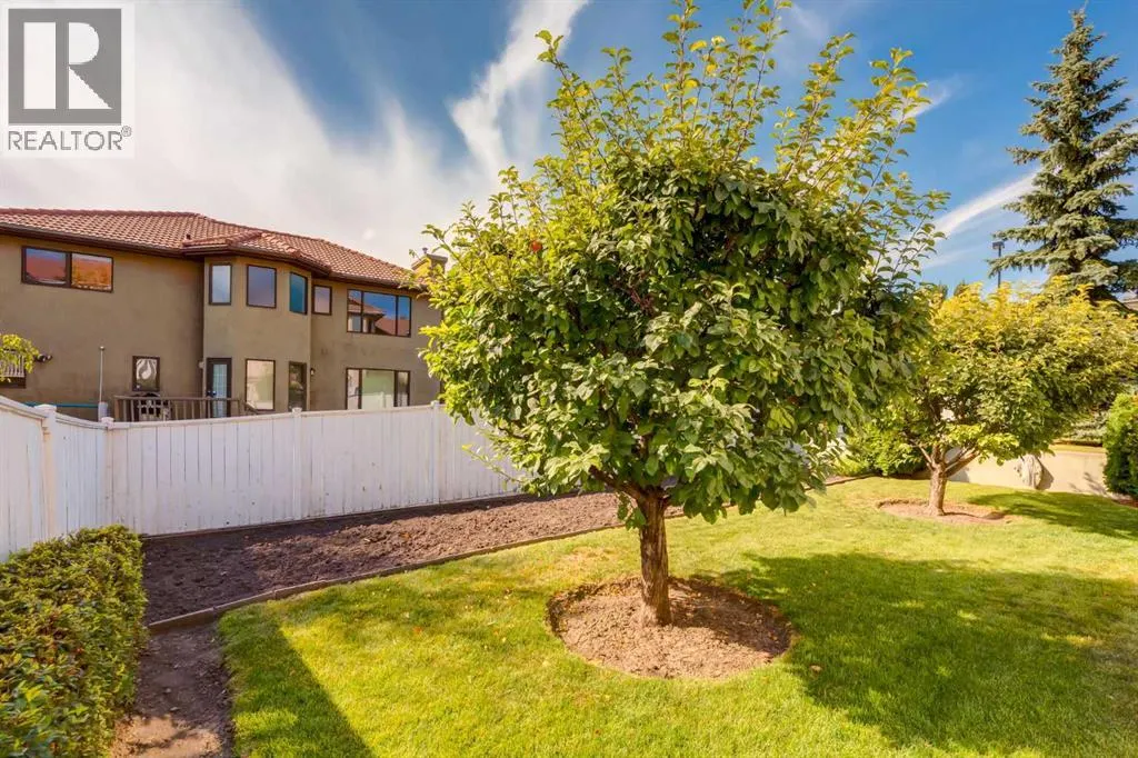 180 Edgevalley Circle NW