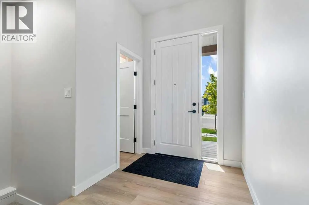 16 Eaton Crescent