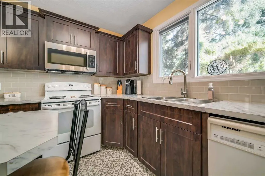 4, 10910 Bonaventure Drive