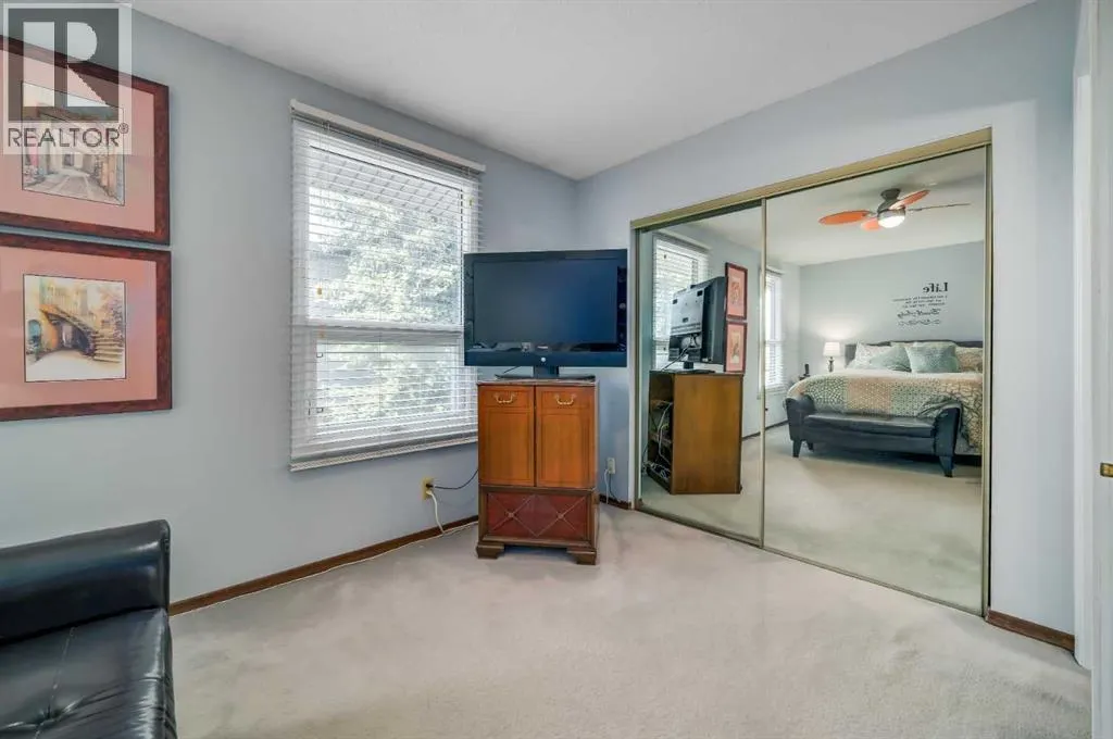 4, 10910 Bonaventure Drive