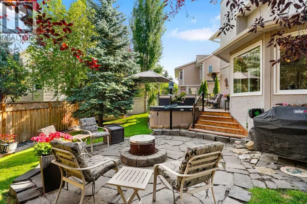 87 Shawnee Crescent SW