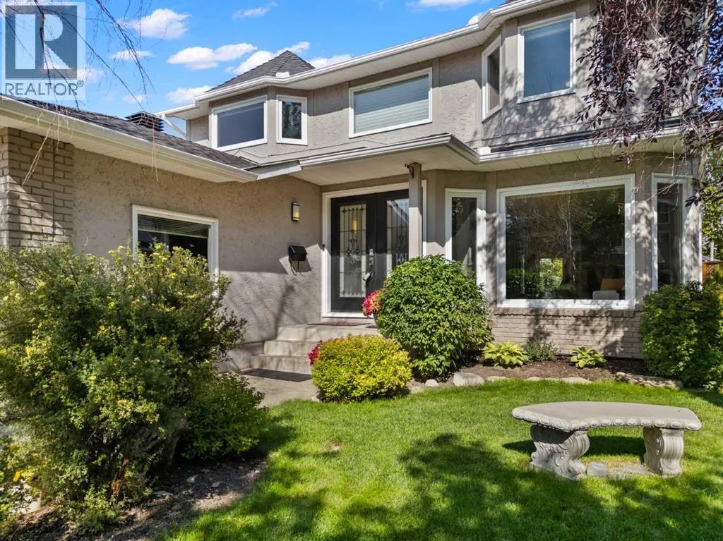 87 Shawnee Crescent SW