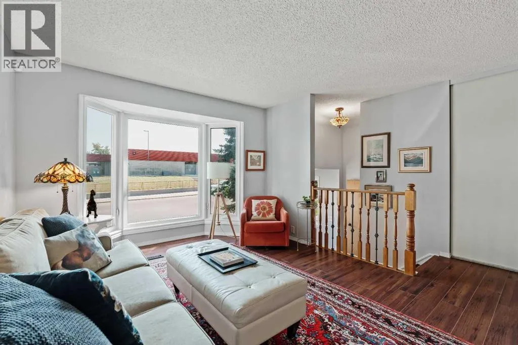 20 Hunters Gate