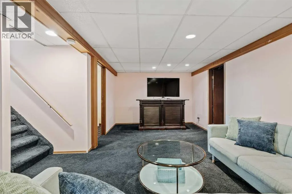 20 Hunters Gate