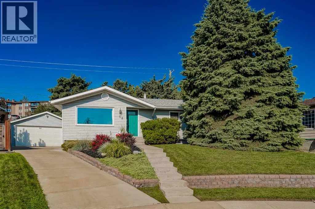 52 Hogarth Crescent SW