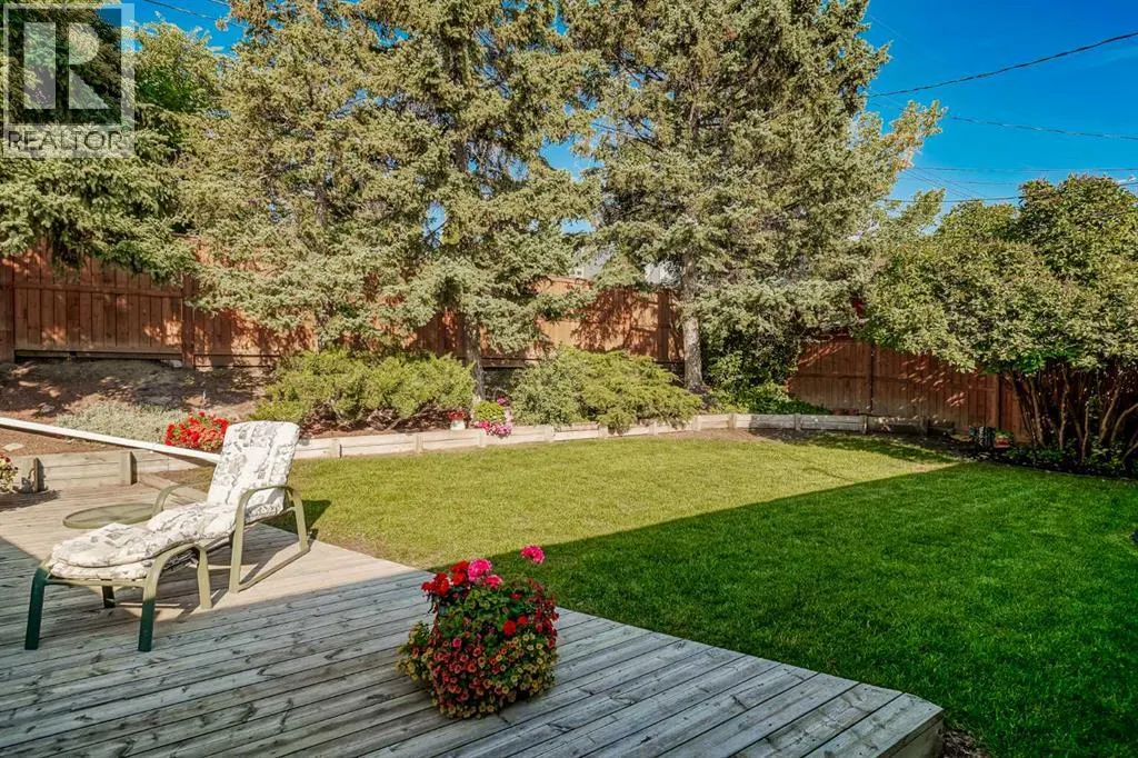 52 Hogarth Crescent SW