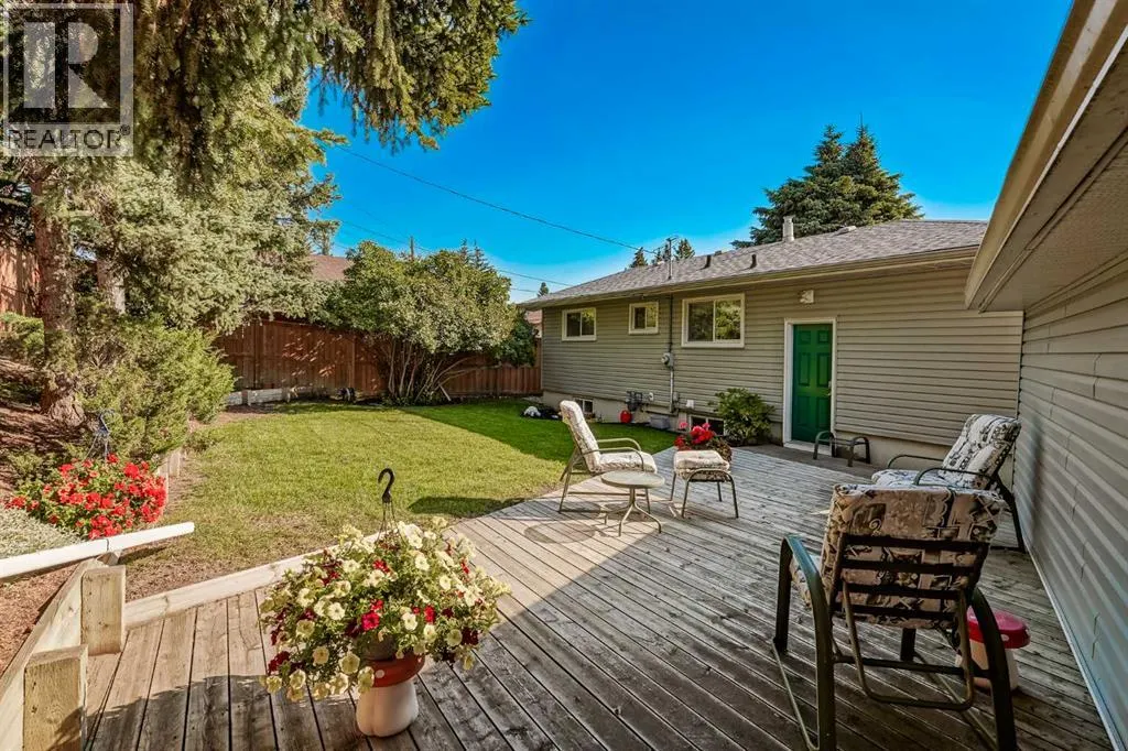 52 Hogarth Crescent SW
