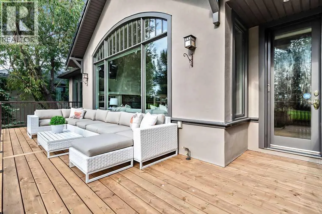 35 Summit Pointe Drive