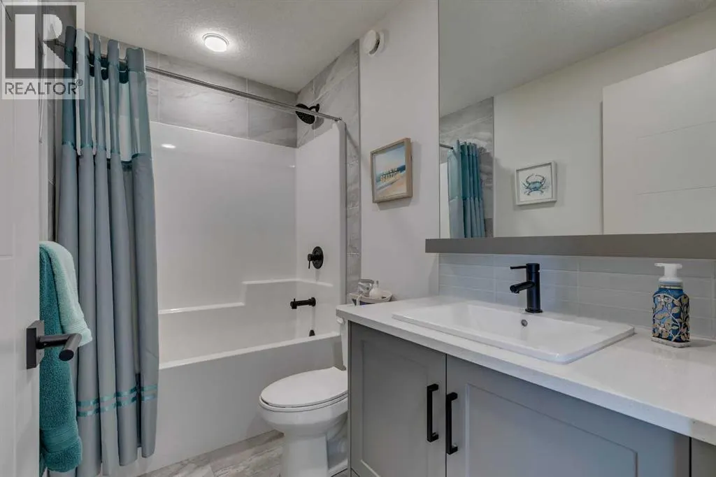 3402, 100 Walgrove Court SE