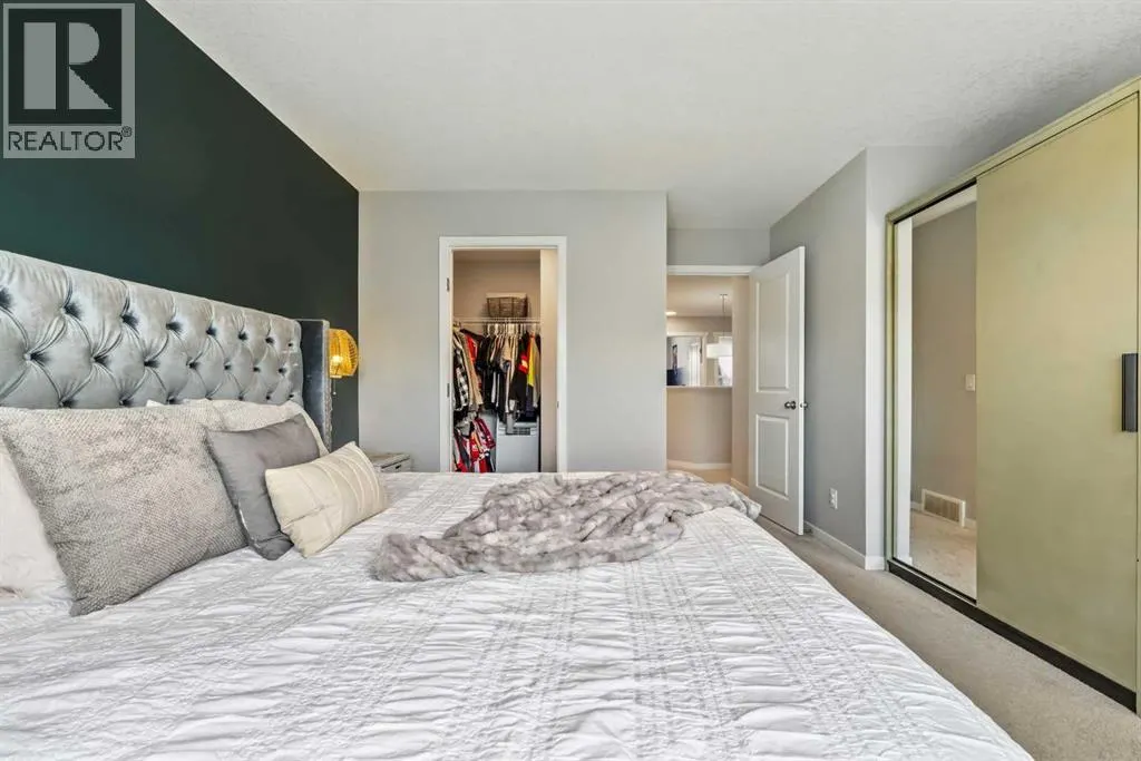 66 Magnolia Terrace SE