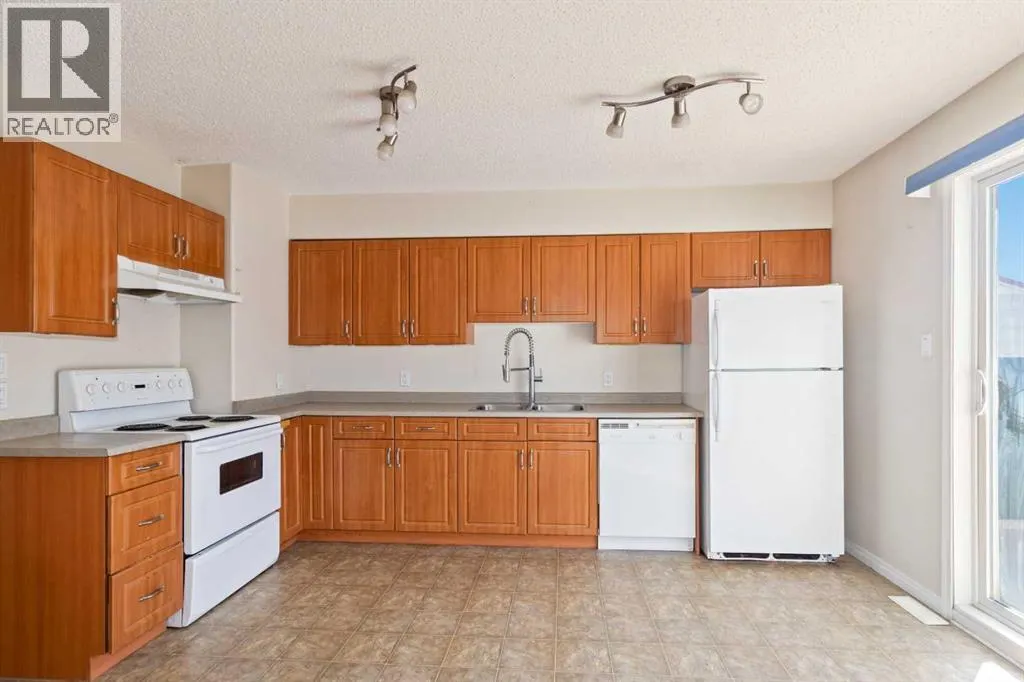 606, 201 Arabian Drive