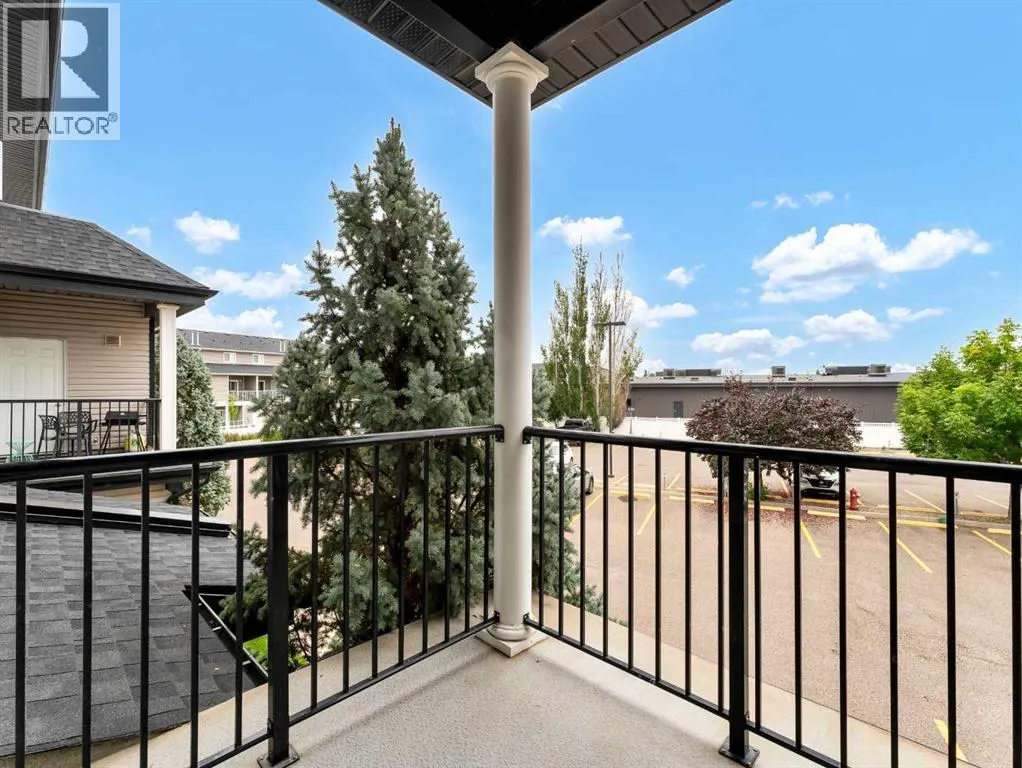 11, 298 Somerset Way SE