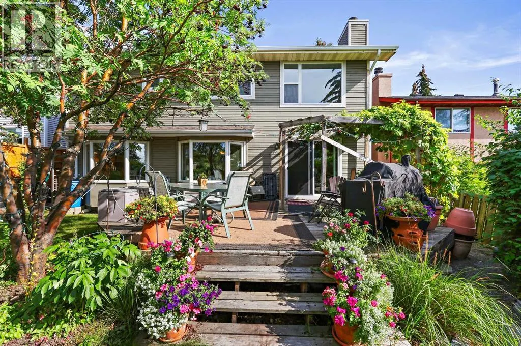 100 Hawkfield Crescent NW