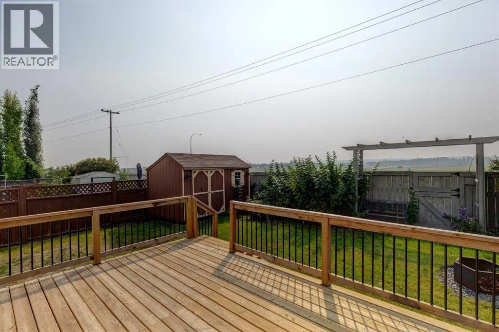 194 Somerglen Way SW