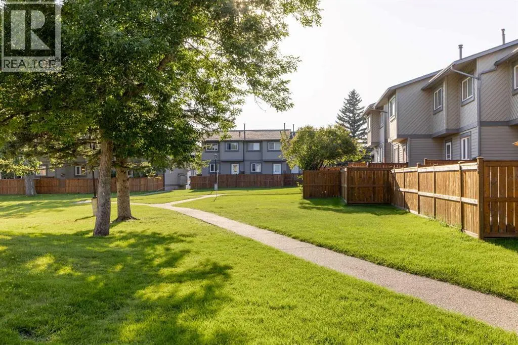 41, 12 Templewood Drive NE