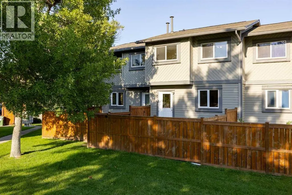 41, 12 Templewood Drive NE
