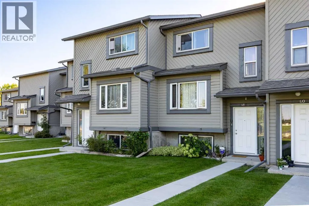 41, 12 Templewood Drive NE