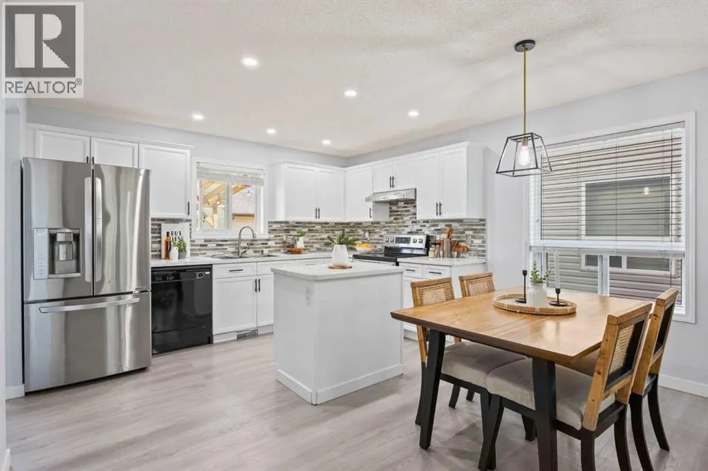 371 Silverado Drive SW