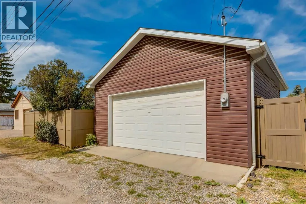 503 Athlone Road SE