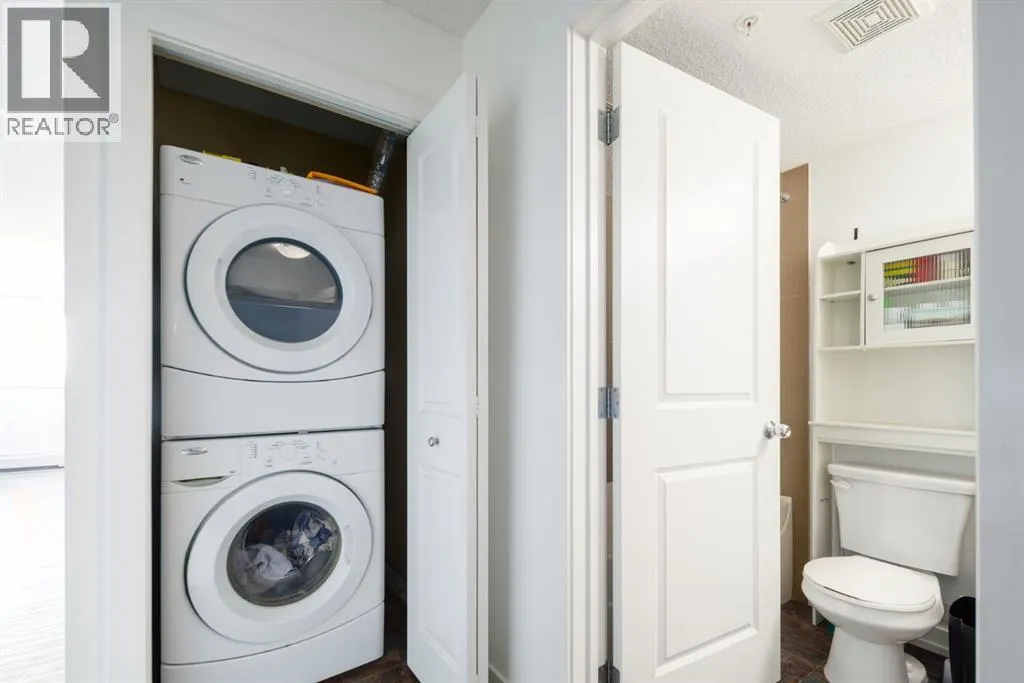 1211, 625 Glenbow Drive