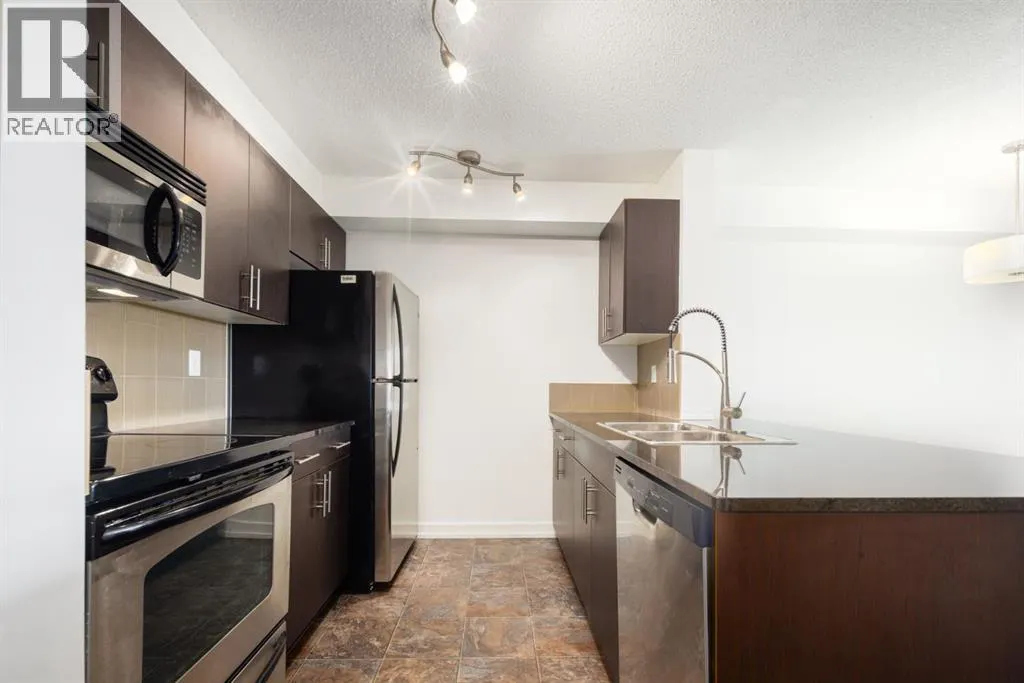 1211, 625 Glenbow Drive
