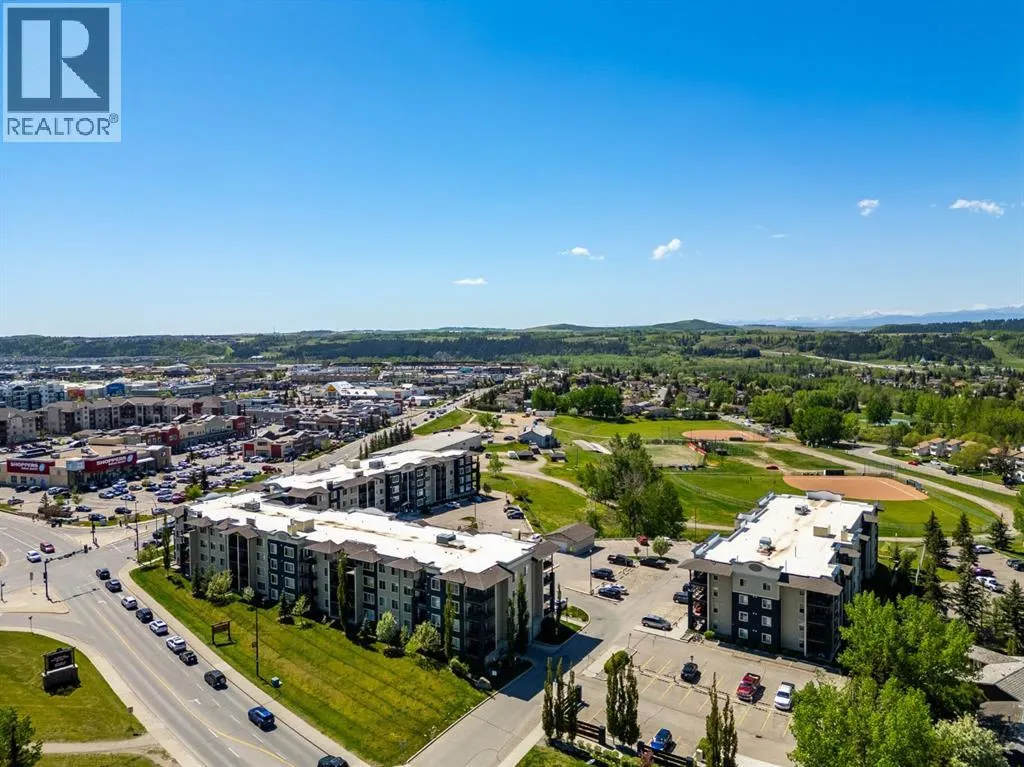 1211, 625 Glenbow Drive