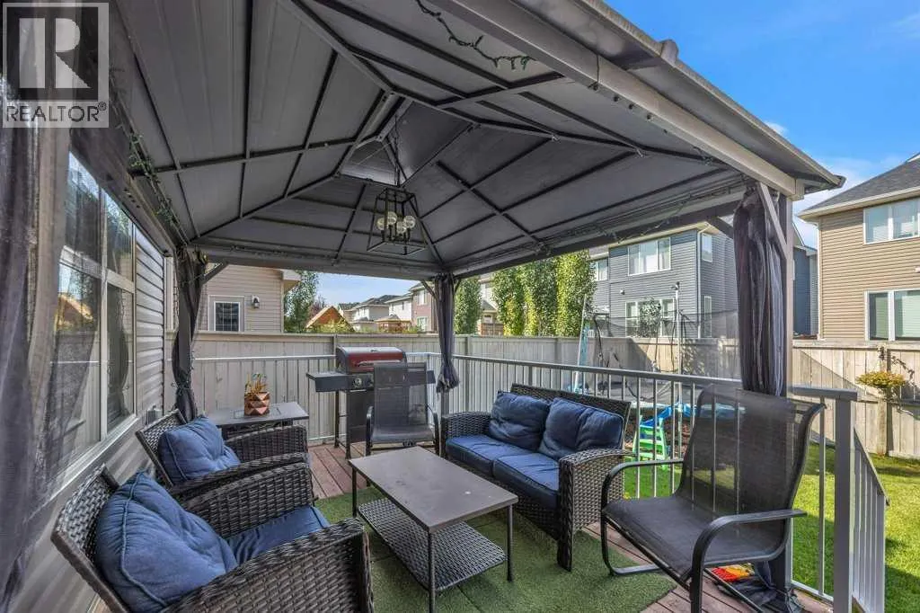 283 Baywater Way SW