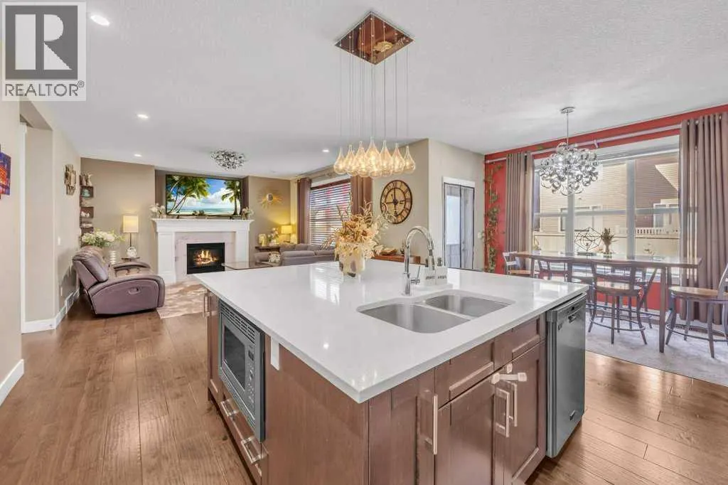 283 Baywater Way SW
