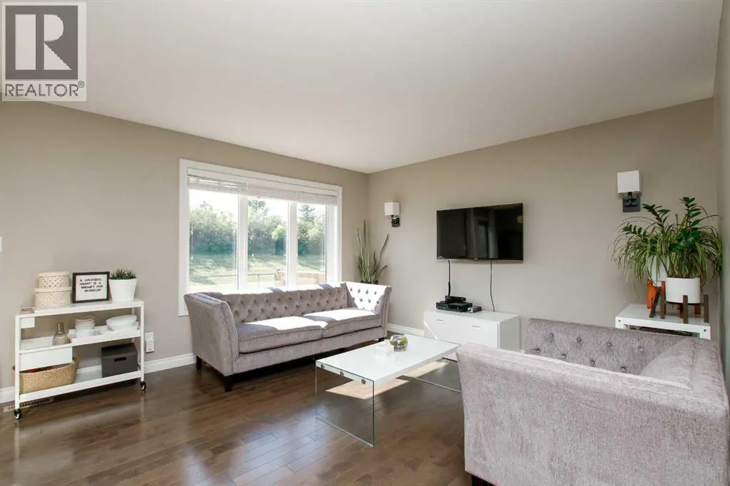26 Windermere Close