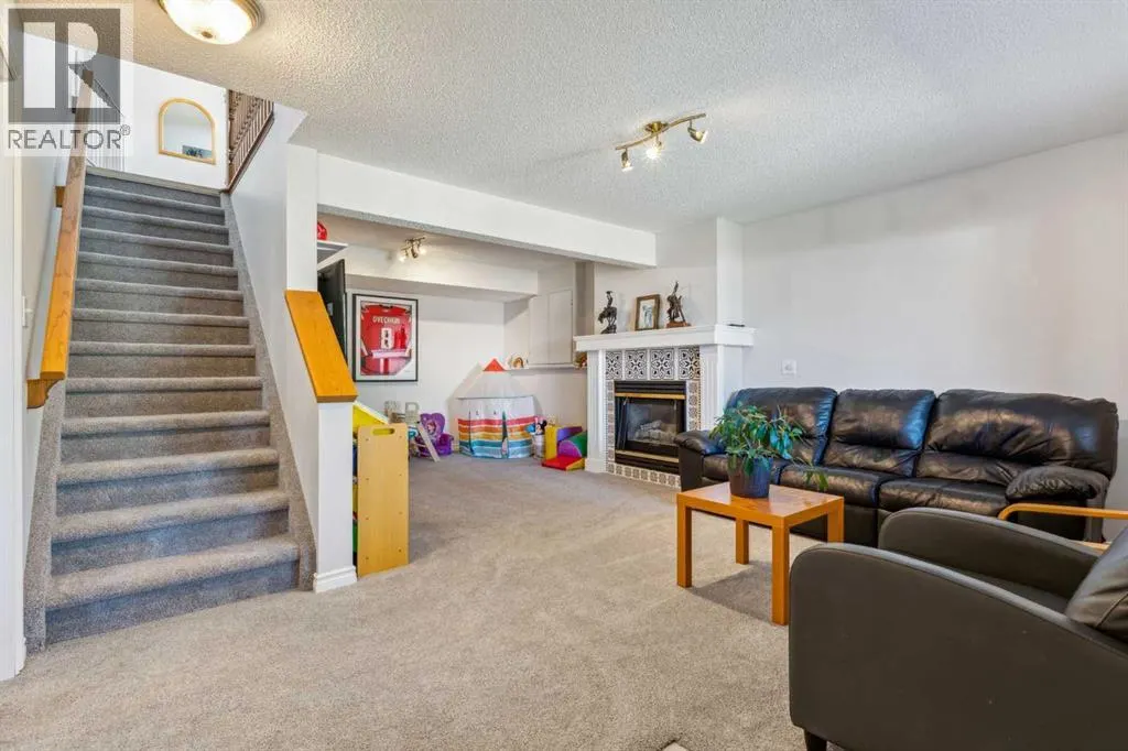 179 Hidden Spring Close NW