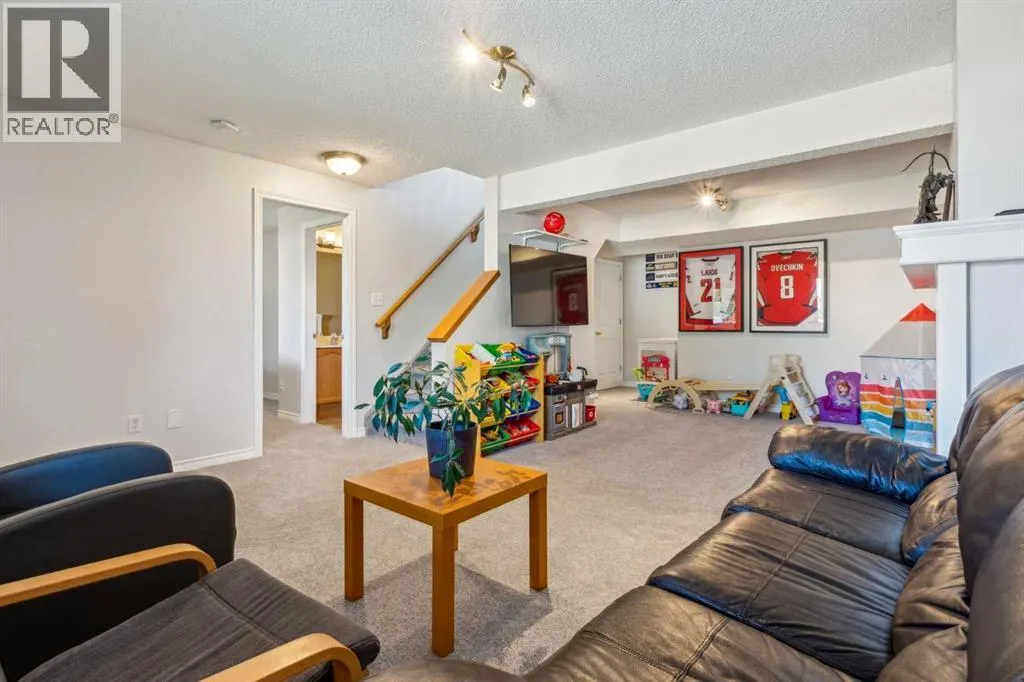 179 Hidden Spring Close NW