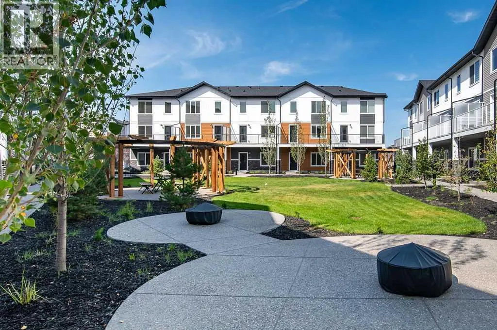 405, 1862 Cornerstone Boulevard NE