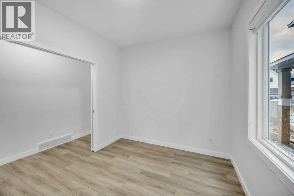 1098 Midtown Avenue SW