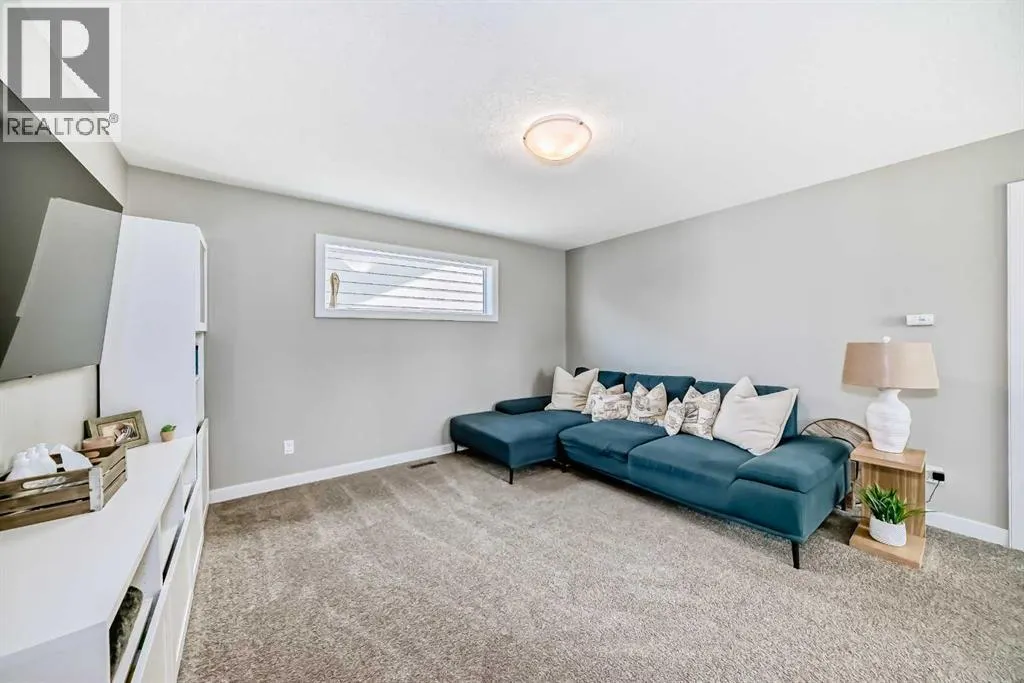 100 Sundown Grove