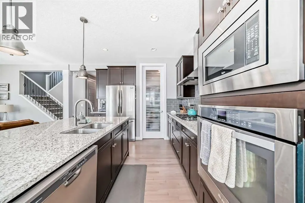 100 Sundown Grove