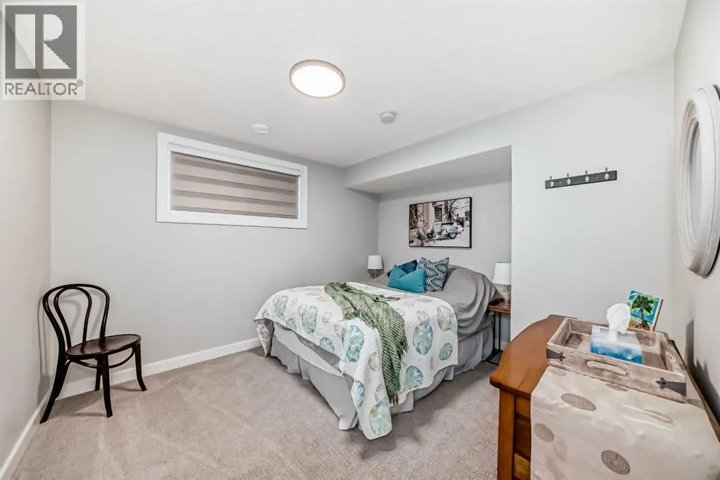 100 Sundown Grove