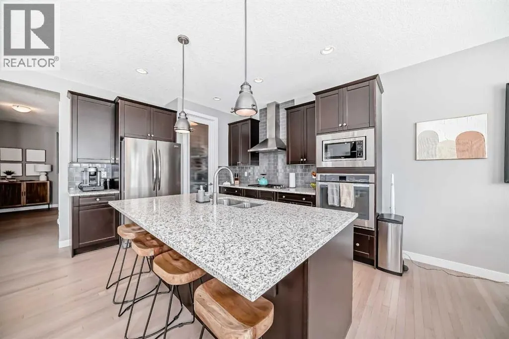 100 Sundown Grove